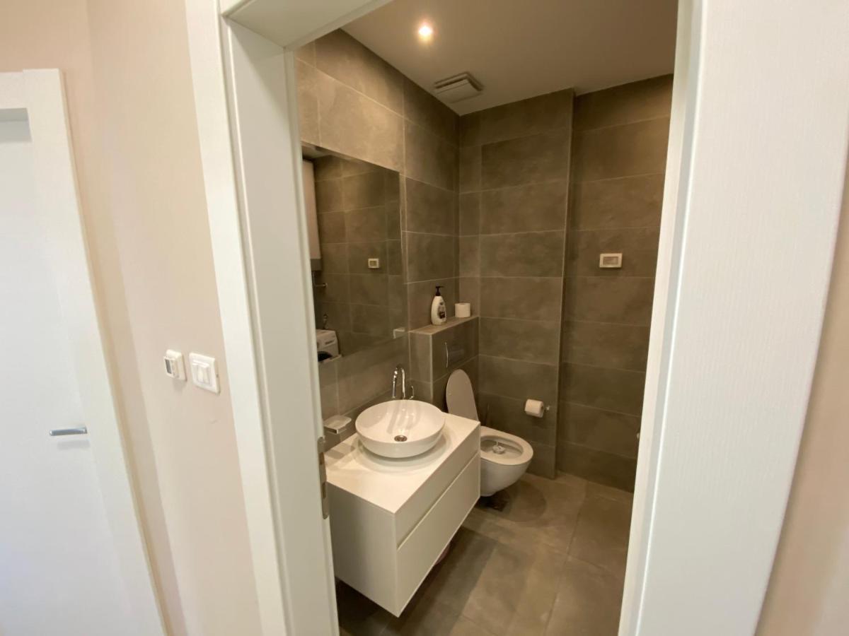 Apartment Sofia, City Centar Подгорица Экстерьер фото